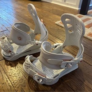 Union Juliet Bindings Size Small